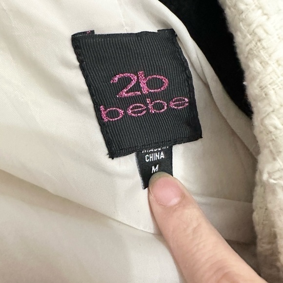 Vintage Bebe white tweed coat jacket size medium - Picture 2 of 5